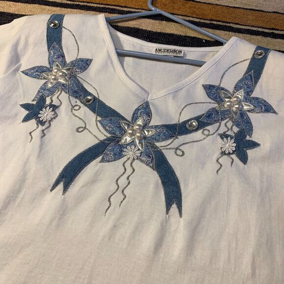 Vintage 90s T-Shirt Embellished Embroidered Bow Floral V-Neck Oversized XL - Picture 5 of 5